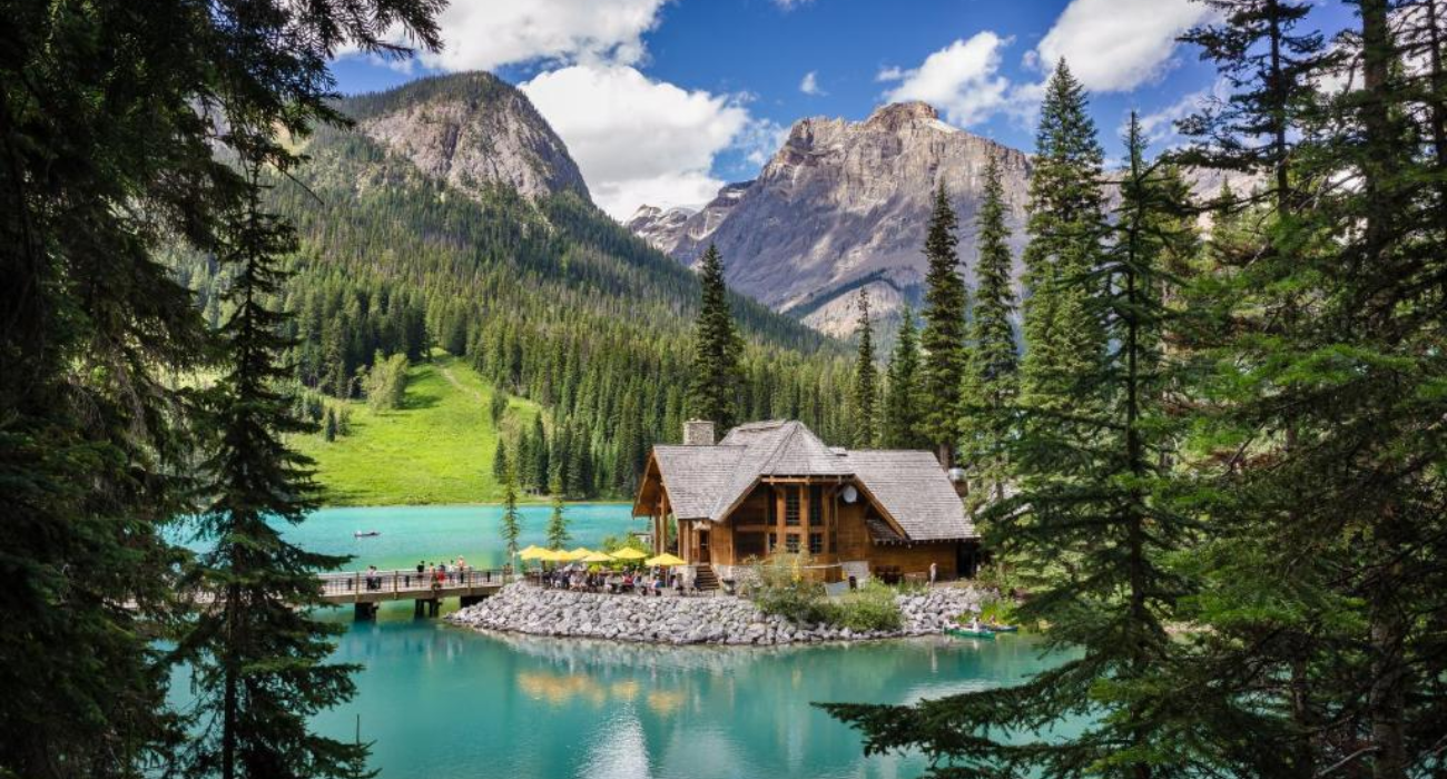 BANFF, EMERALD LAKE, JASPER, LAKE LOUISE & CALGARY - Image 4
