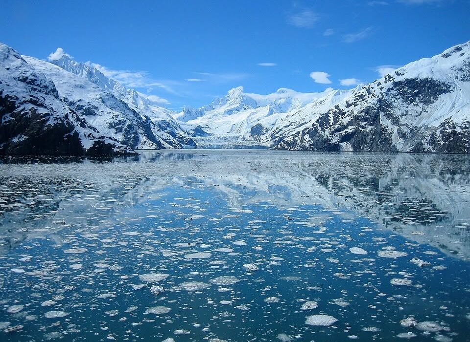 Alaska Cruise with Rocky Mountaineer - Image 7