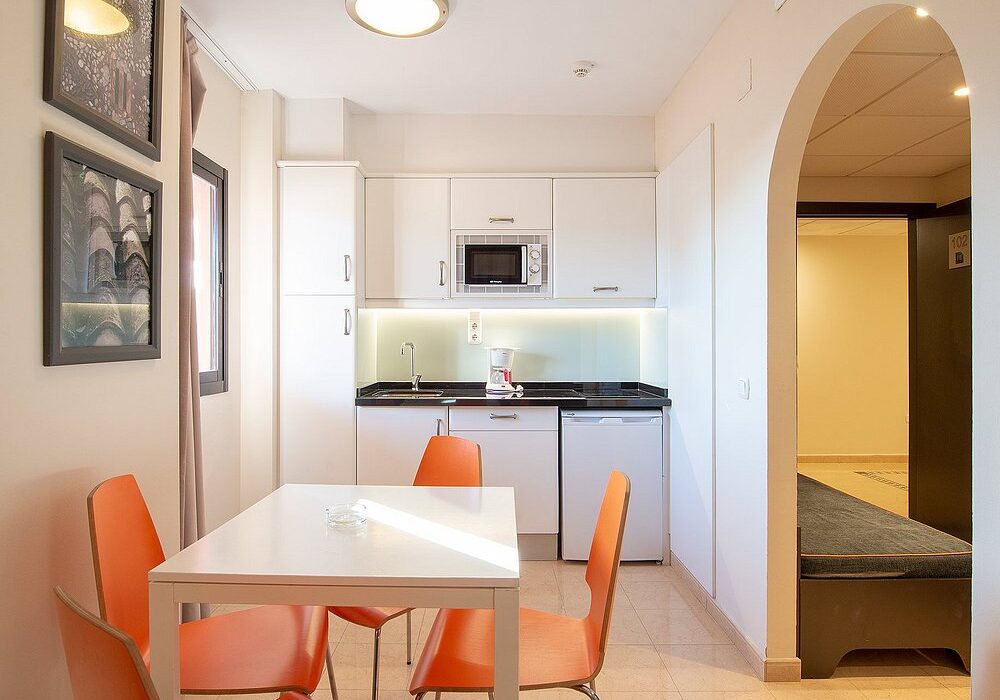 FAMILY of 4 COSTA DEL SOL GETAWAY - Image 6