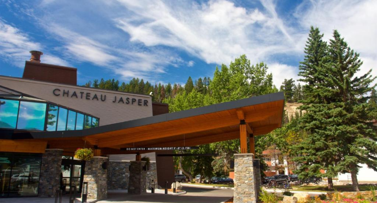 BANFF, EMERALD LAKE, JASPER, LAKE LOUISE & CALGARY - Image 6