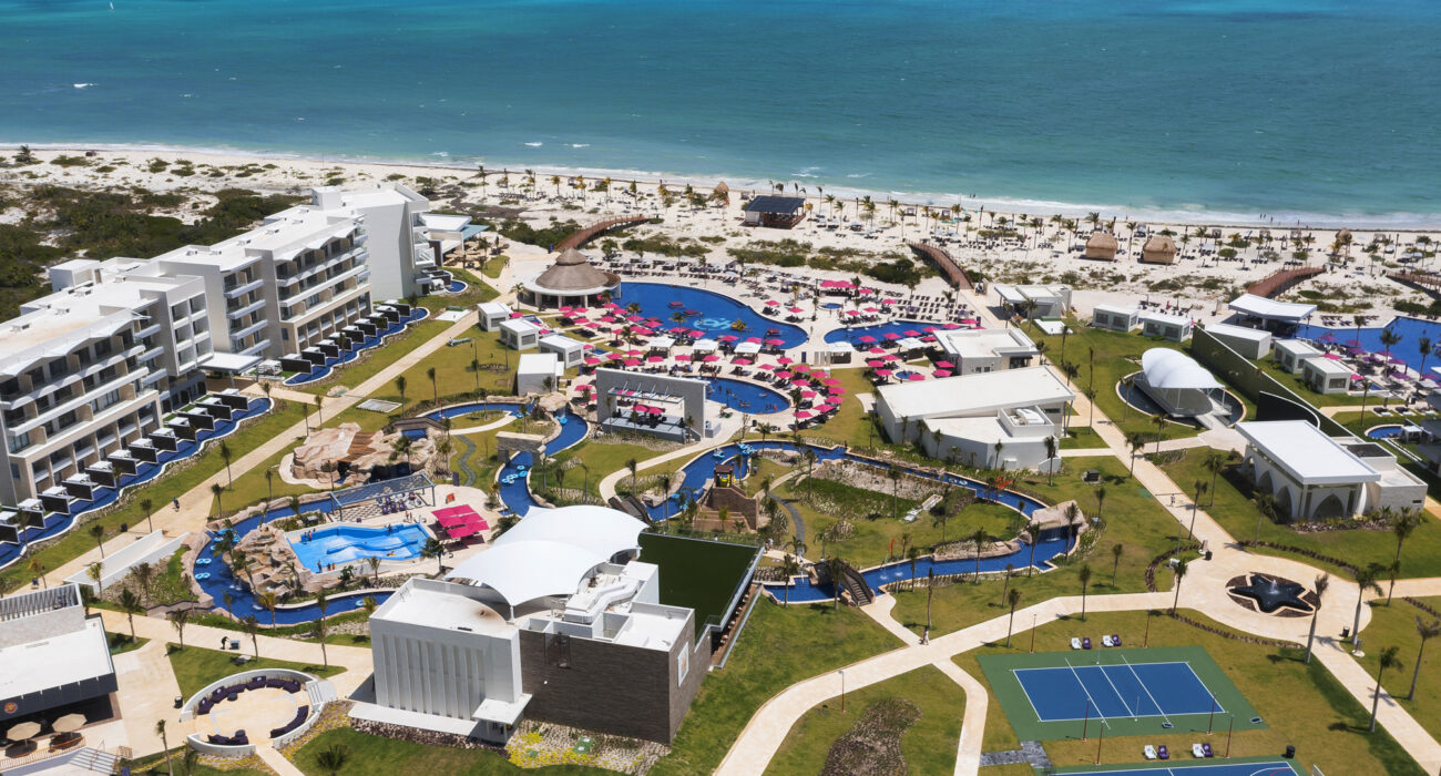 FAMILY FUN IN THE SUN 5* CANCUN STYLE - Image 7