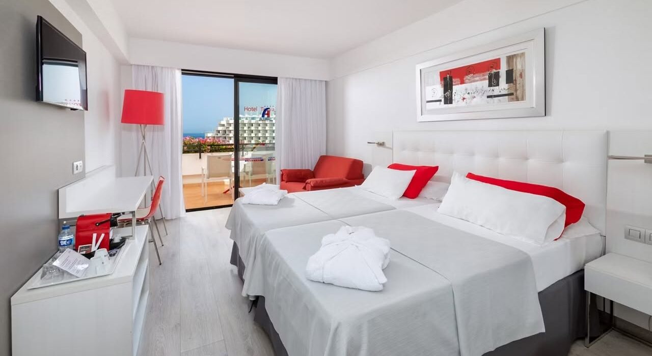 Tenerife 4* Winter Sunshine NInja BARGAIN - Image 3