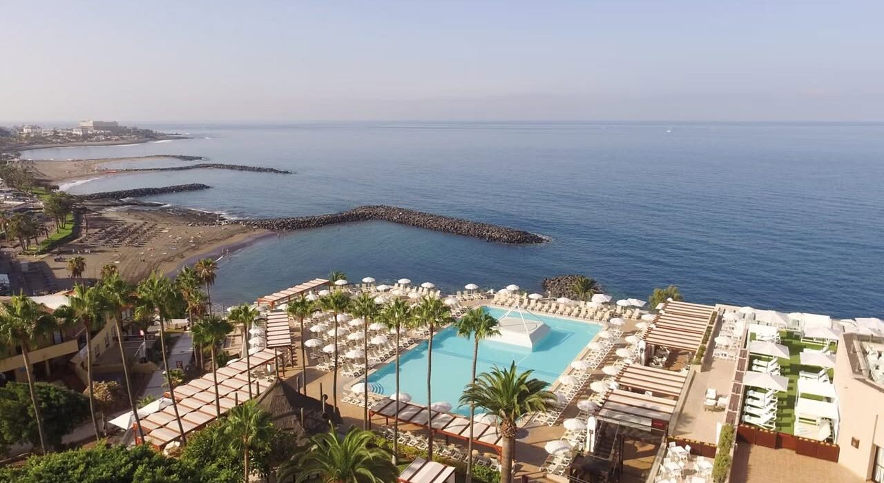 Star Prestige at Iberostar Waves Tenerife - Image 2