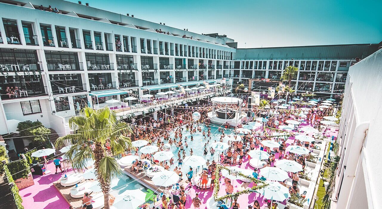 GIRLS IBIZA GETAWAY – LAST MINUTE - Image 3