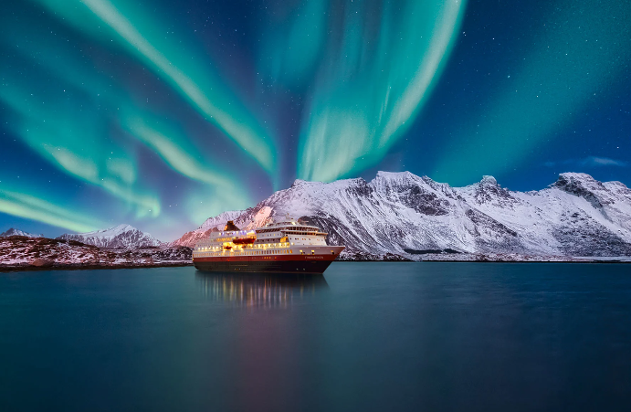 BERGEN, NORTHERN LIGHTS & ARCTIC CIRCLE - Image 1