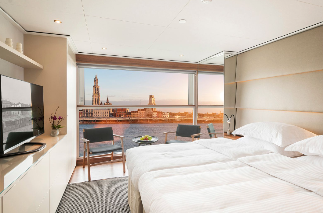 DANUBE RIVER CRUISE OVER EASTER - Image 8