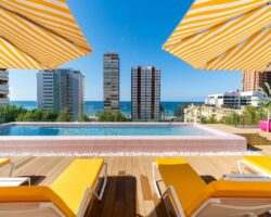 LAST MIN Benidorm Autumn Sunshine Break
