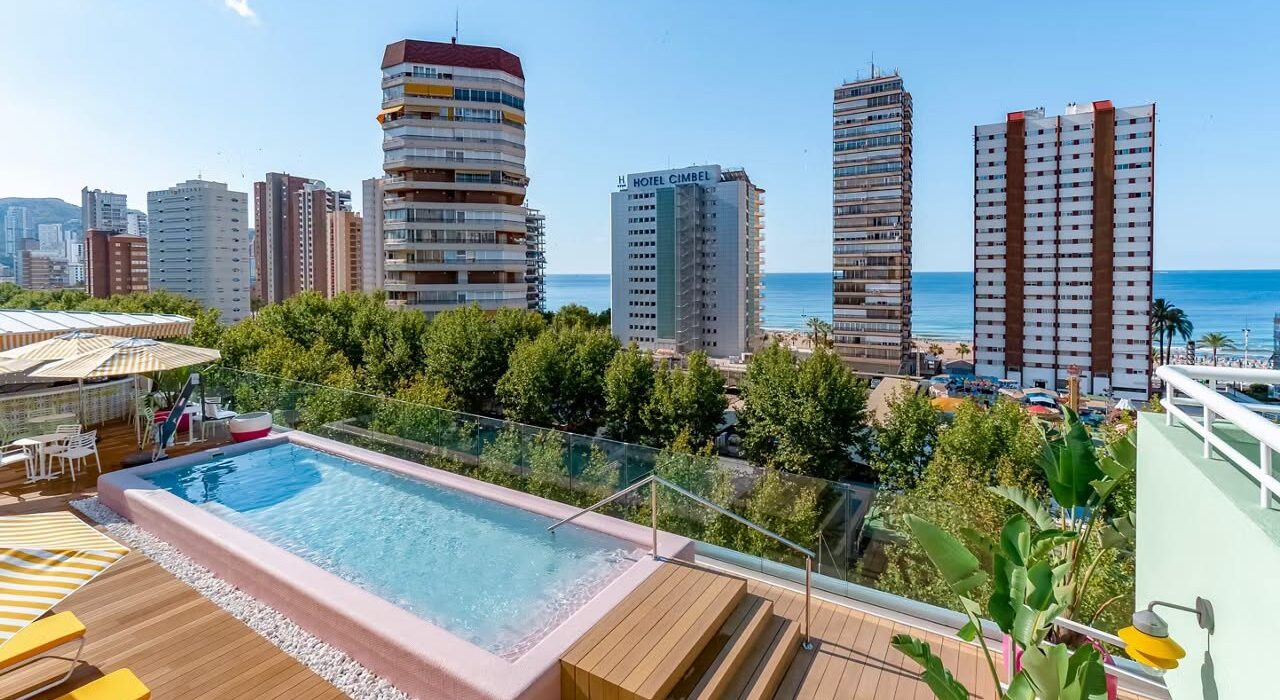 LAST MIN Benidorm Autumn Sunshine Break - Image 2