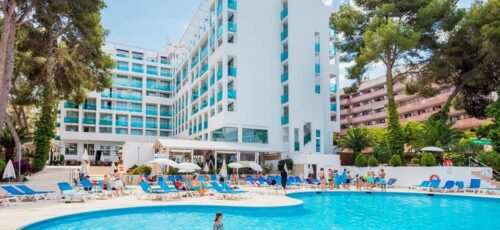 SALOU HALF BOARD 2027 EARLY BOOKER