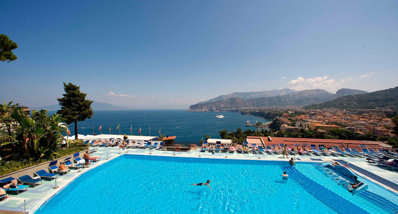 SORRENTO ITALY SUMMER NINJA GETAWAY - Image 1