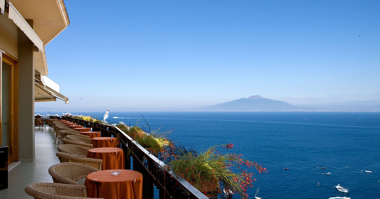 SORRENTO ITALY SUMMER NINJA GETAWAY - Image 2