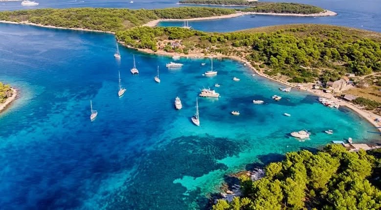 Autumn Getaway to STUNNING Croatia Bliss - Image 1