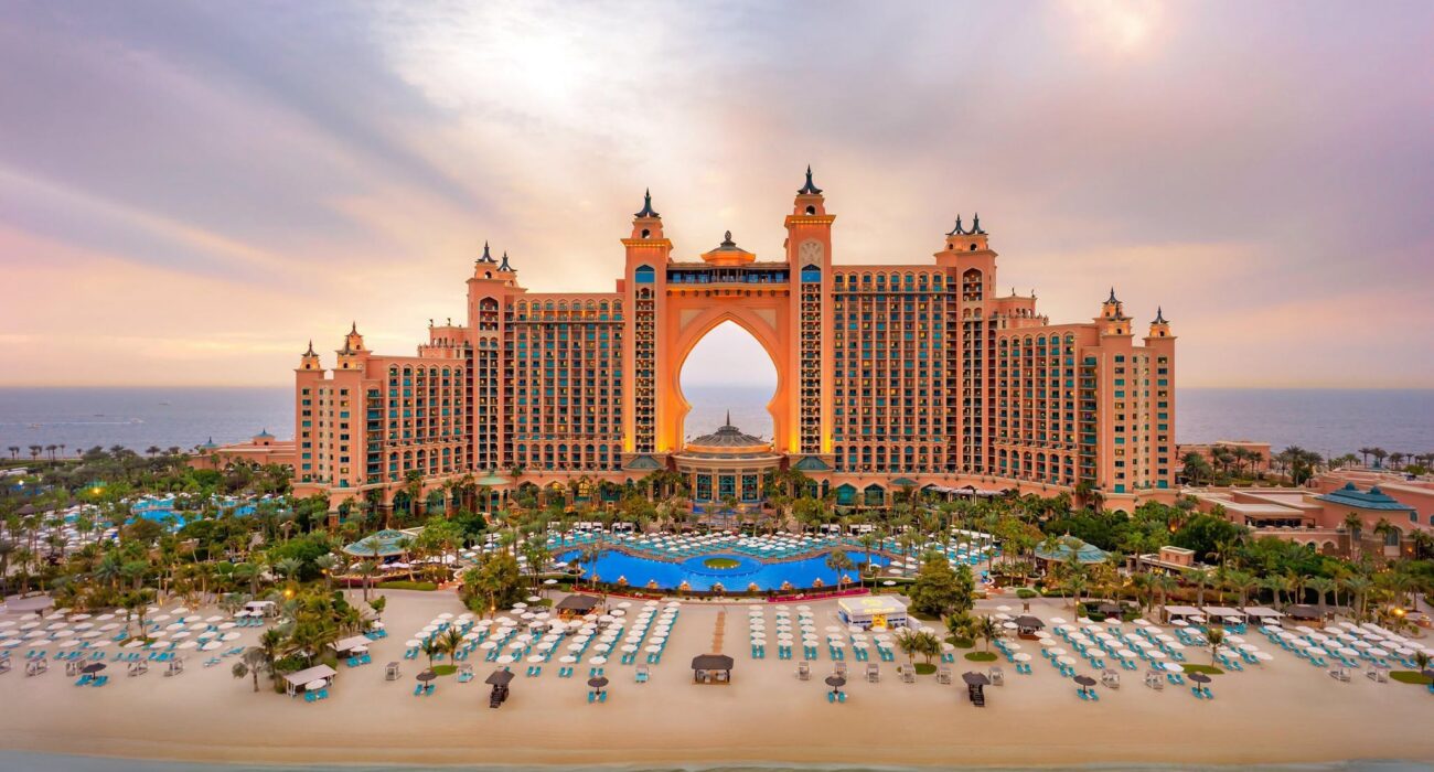 Luxury Dubai Feb Half Term Hols at Atlantis - Image 2
