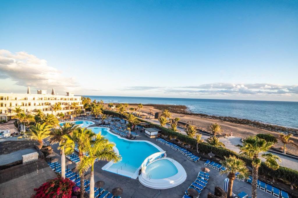 Lanzarote 4* WIntersun NInja Mini Break Offer - Image 1