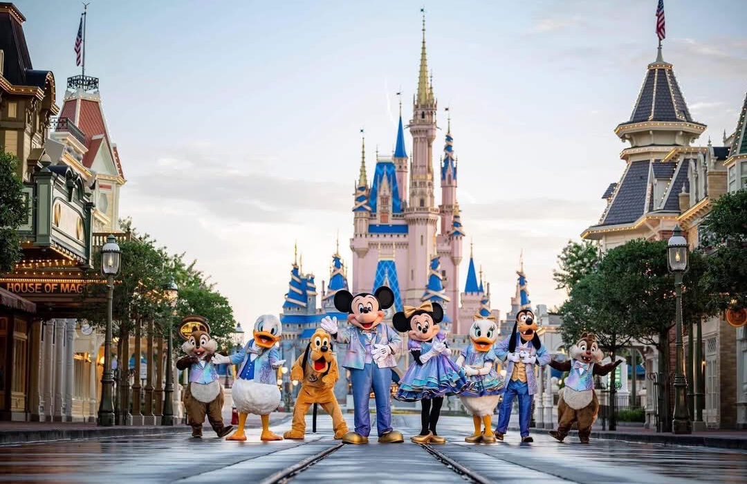 Orlando Florida USA August Family Specials - Image 1