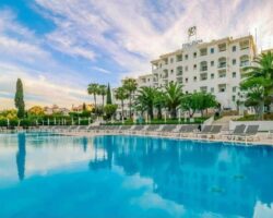 Mid October Albufeira Portugal Short Break