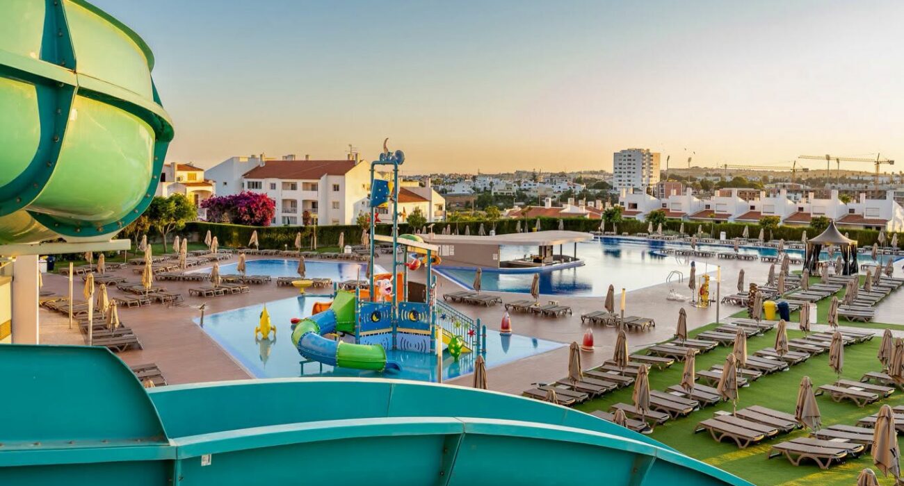 Algarve Portugal Halloween Family Sunshine Hols - Image 2