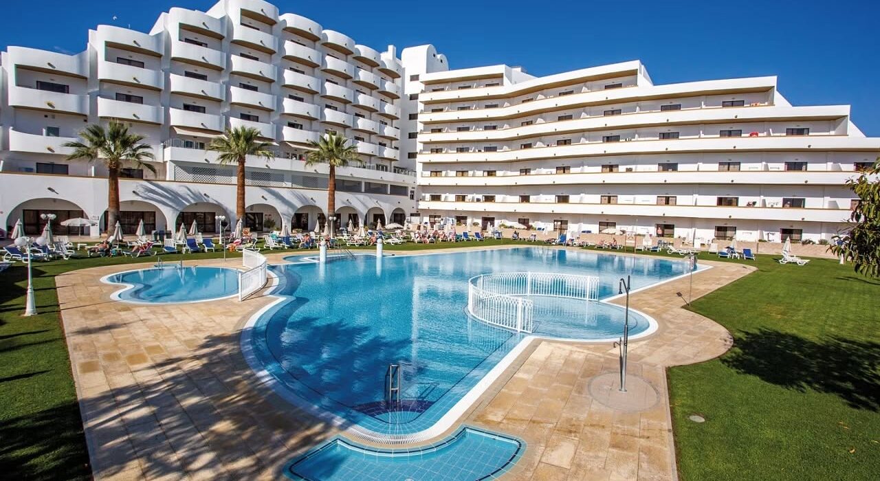 Mid October Popular Algarve Portugal Short Break - Image 1