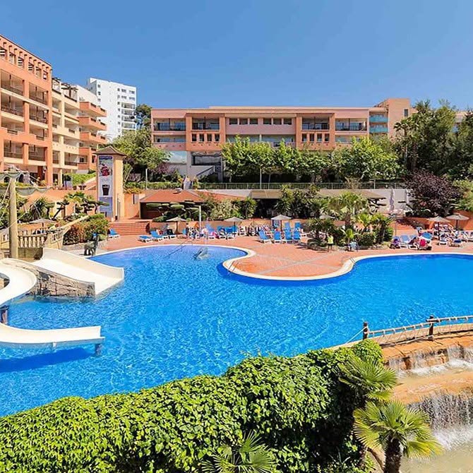 Summer Hols at Popular Family H10 Salou Spain - Image 1