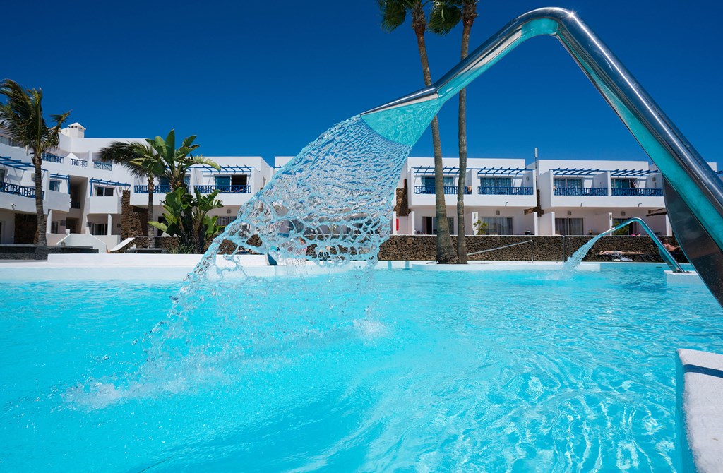 LANZAROTE SUMMER 27 EARLY BOOKER - Image 3