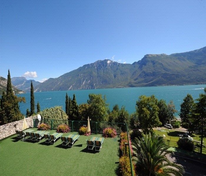 STAFF PICK! Lake Garda & Venice Italy Tour - Image 2