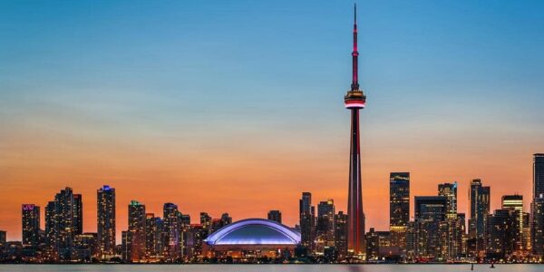 Early Summer in Canada – Toronto and Niagara Falls