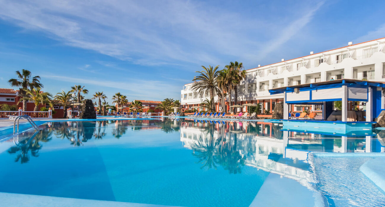 FUERTEVENTURA A MONTH IN THE SUN 2028 - Image 1