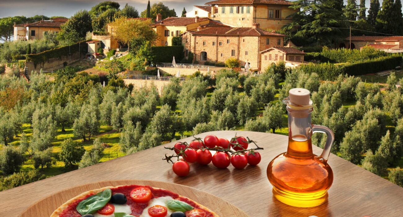 LAST MIN Tuscan Riviera Italy Mini Break - Image 1