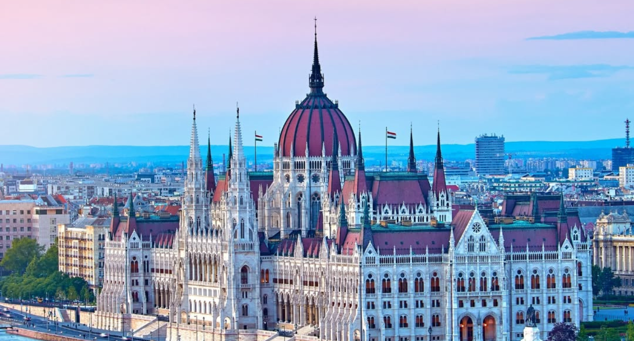 BUDAPEST SHORT BREAK Plus Danube River Cruise + City Tour - Image 1