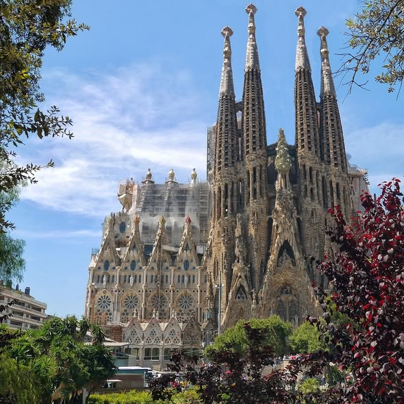 BARCELONA SPAIN WINTER SHORT BREAK - Image 3