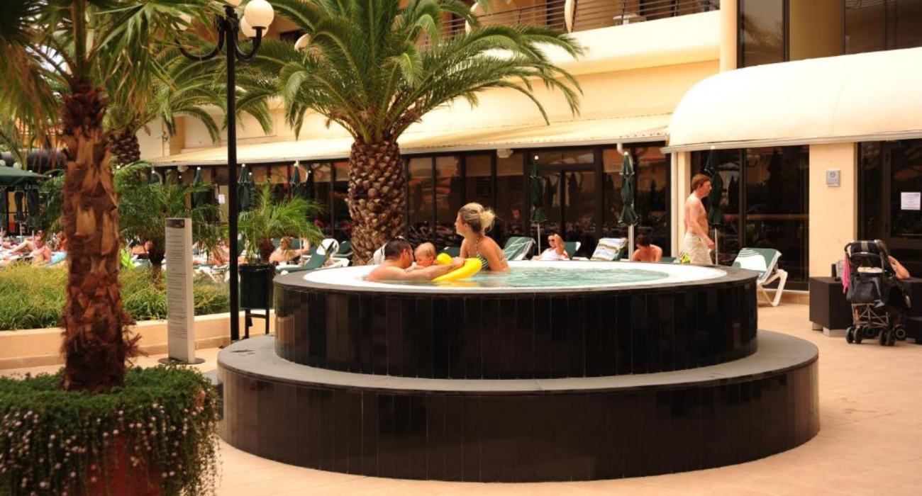 4* Portugal Half Term Sunshine Break - Image 6