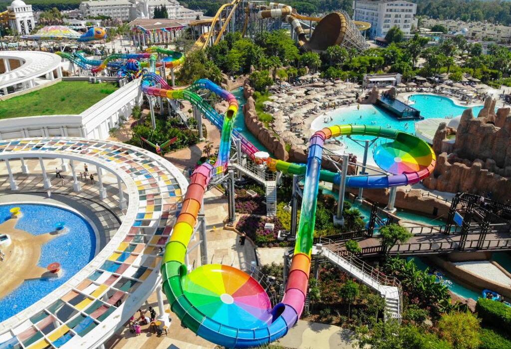 Land of Legends Luxury Fabulous Nickelodeon Hotel - Image 5