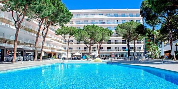 Family Special – Salou Spain 2027 Early Booker