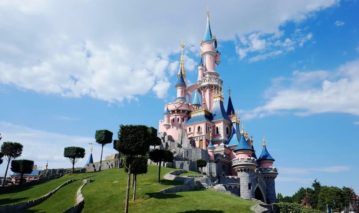 Ultimate Christmas Surprise – Disneyland Paris - Image 1