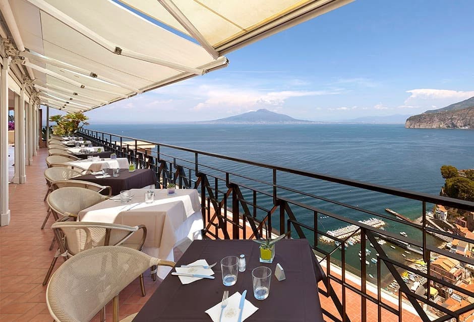 Peak Summer Special to Stunning Sorrento Italy - Image 2
