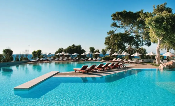 Last minute 5* Rhodes Escape at NInja Price - Image 1