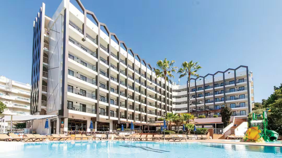 Early July Salou Spain Family Favourite - Image 5