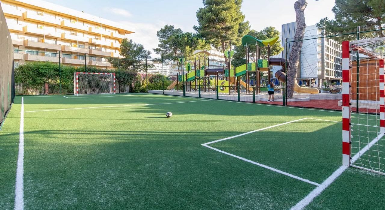 Early July Salou Spain Family Favourite - Image 2