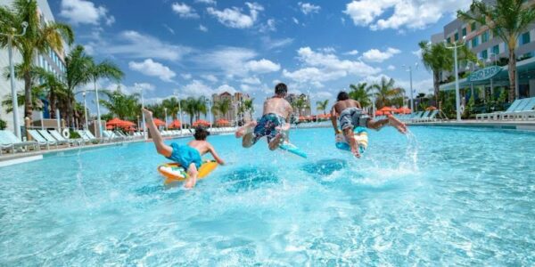 UNIVERSAL ORLANDO FAMILY EASTER DEAL