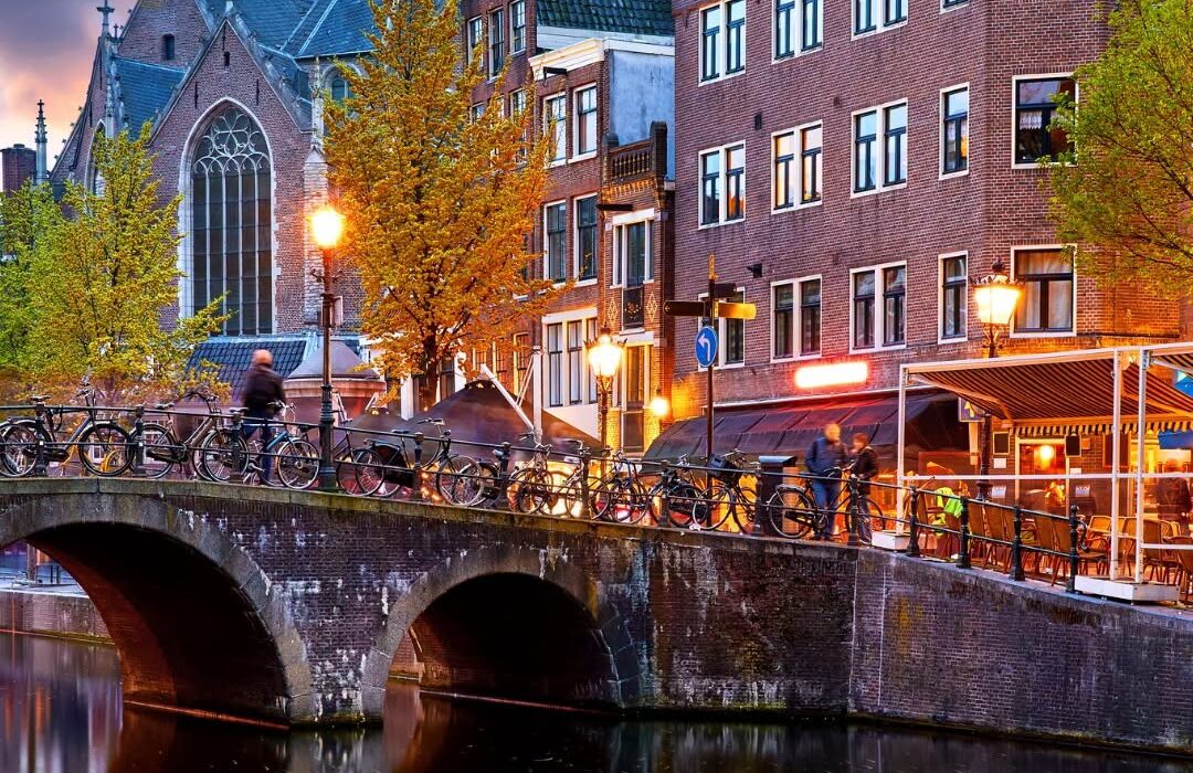 Amsterdam City Break Perfect Christmas Gift - Image 2