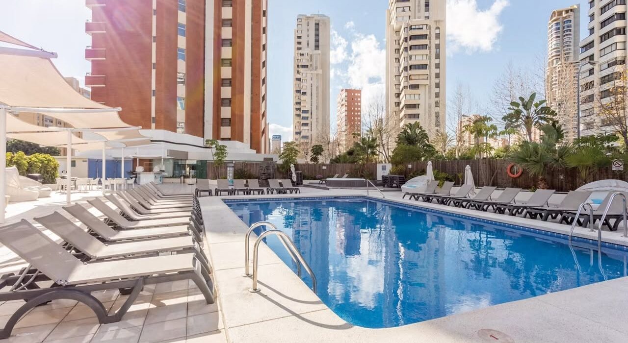 LAST MIN 4* Benidorm Spain Mini Break - Image 1