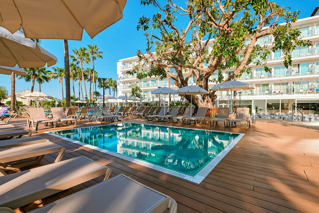 MAJORCA 2027 AUTUMN SUNSHINE BREAK - Image 4