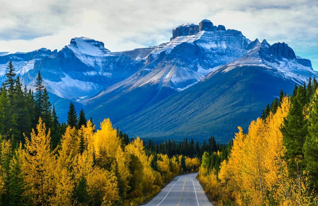 Autumn Self Drive through Canadian Rockies - Image 2