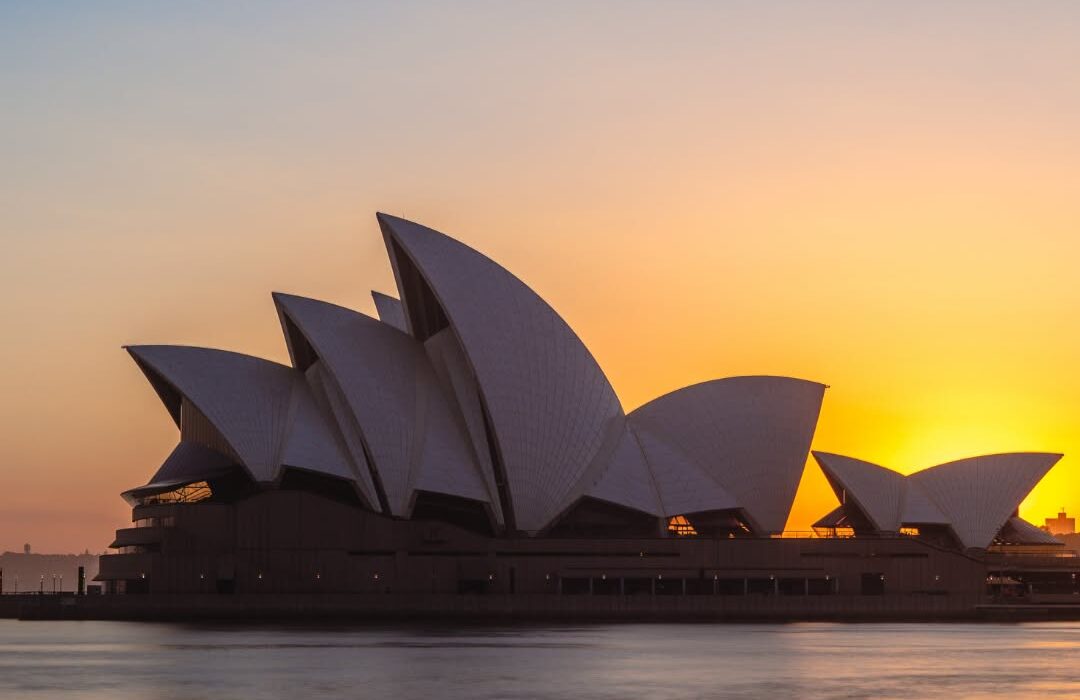 Dubai and Sydney Twin Centre with Excursions - Image 1
