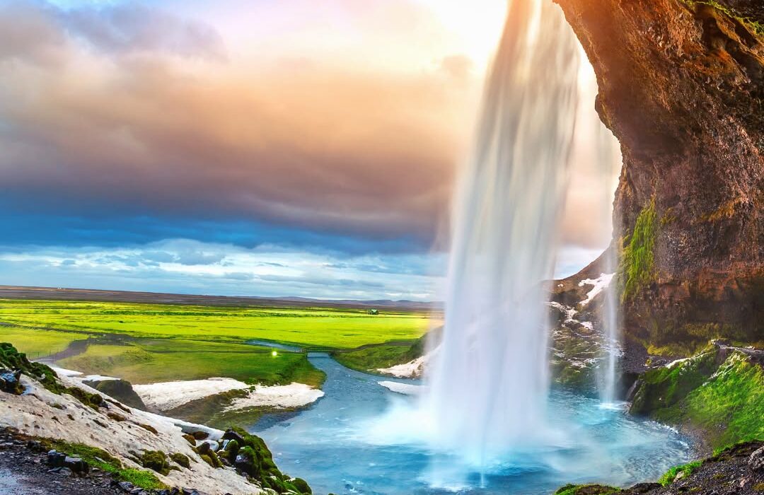 Early Spring Iceland Break with Northern Lights - Image 1
