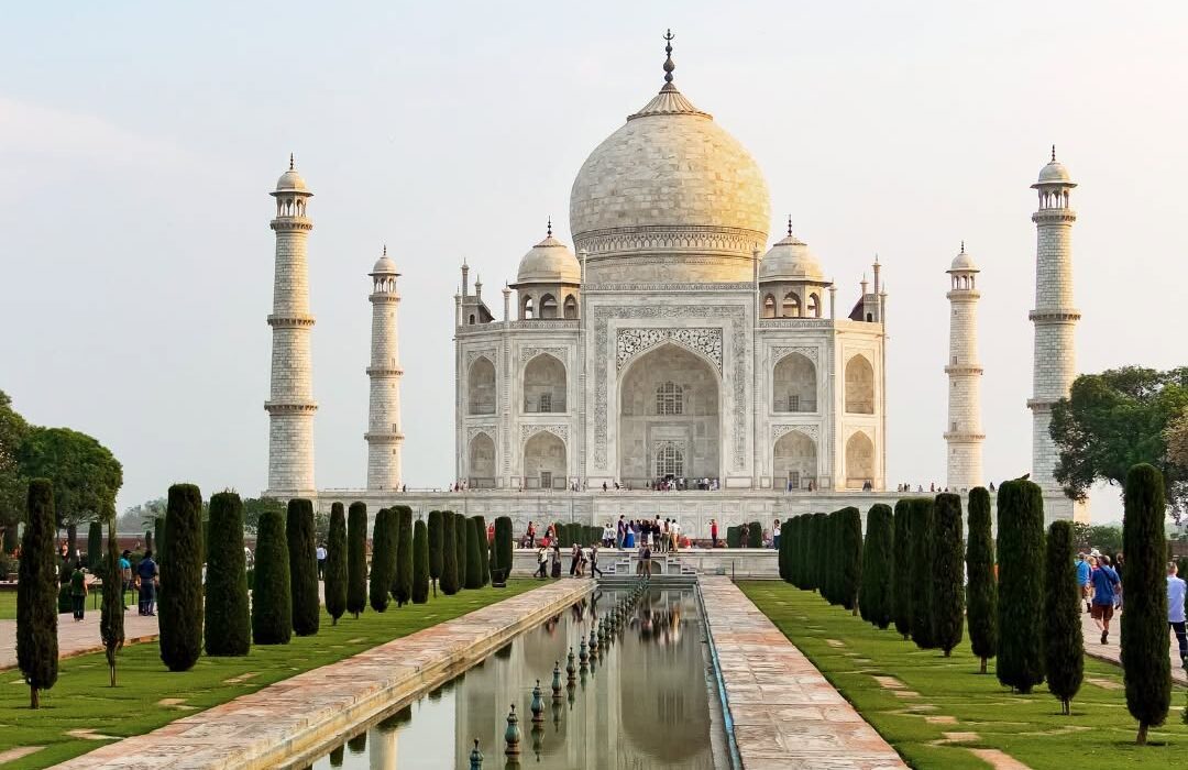 Tour of Taj, Tigers and Forts – India 2027 Tour - Image 1