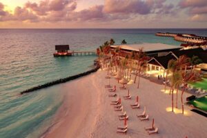 DUBAI & MALDIVES – THE ULTIMATE 10-NIGHT GETAWAY!