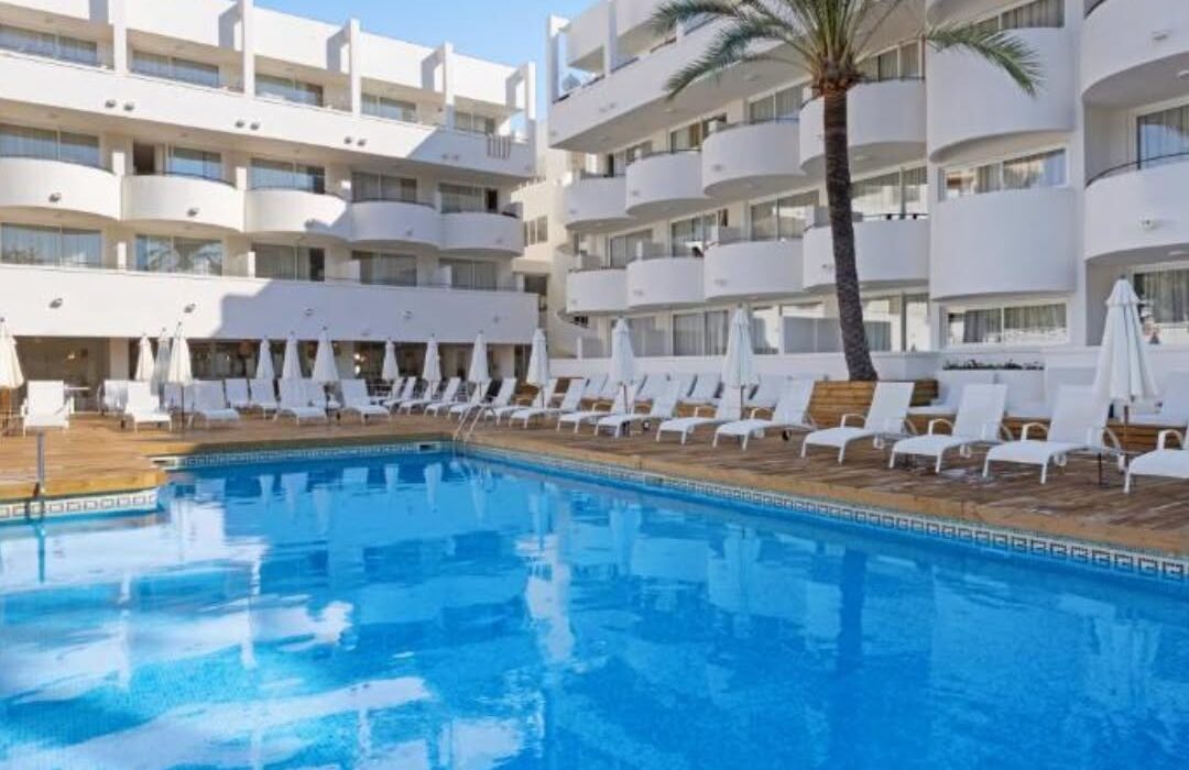 Palma Nova Majorca Autumn Sunshine Break - Image 3