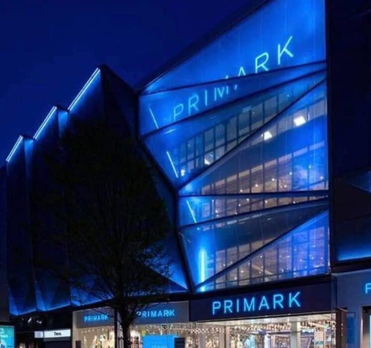 Christmas Shopping at Worlds Biggest Primark - Image 1