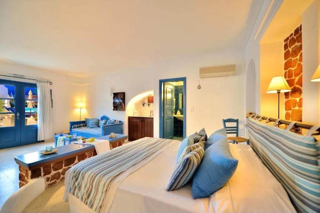 Early May 5* Santorini Greece NInja Break - Image 3
